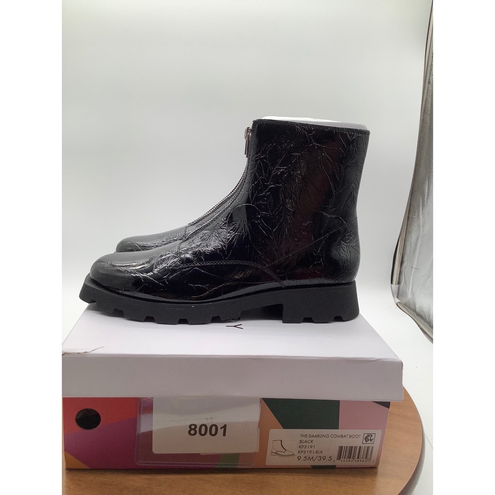 Katy Perry The Daarling Combat Boot Black‎ Crinkled Patent Front Zip KP3191 9.5M